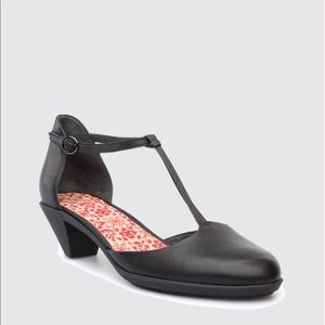 Beautiful Camper heels
